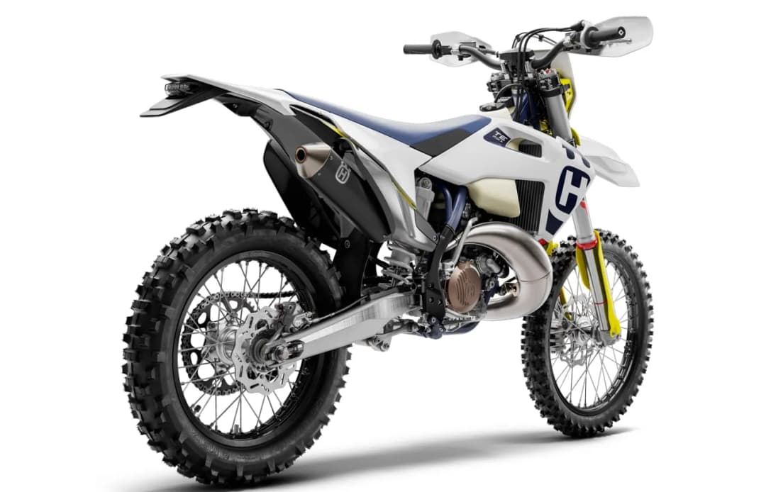 Husqvarna TE 250 4T - wyjątkowe osiągi i niezawodność w enduro