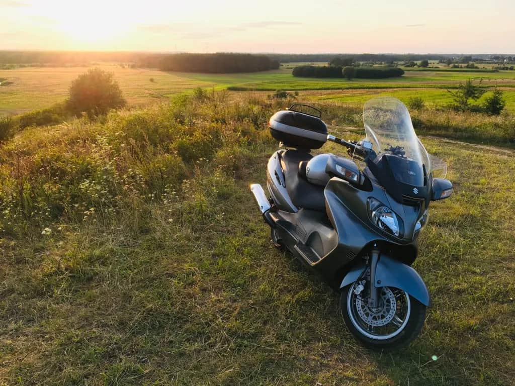 Najlepsze trasy motocyklowe w Mazowszu: odkryj ukryte skarby