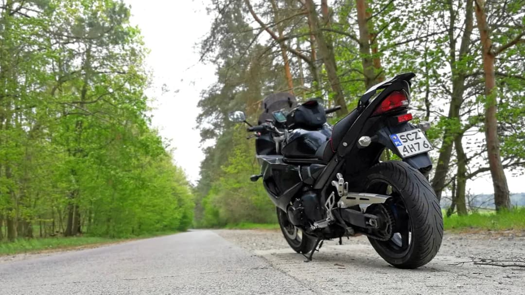 Najlepsze trasy motocyklowe w Wielkopolsce - odkryj piękno regionu