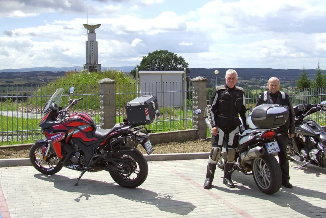 Najlepsze trasy motocyklowe w Podkarpackiem: odkryj ukryte skarby